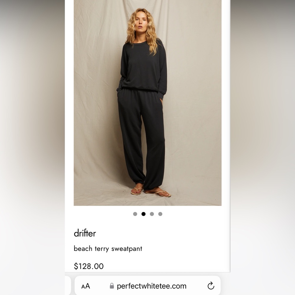 Perfect white tee sweatpants, vintage black (very dark grey), size XS, worn once - Picture 2 of 7